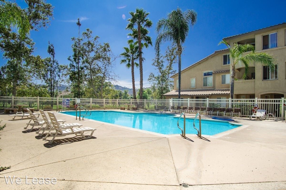 Primary Photo - 2 br, 2 bath House - 3267 Dehesa Rd Unit 67
