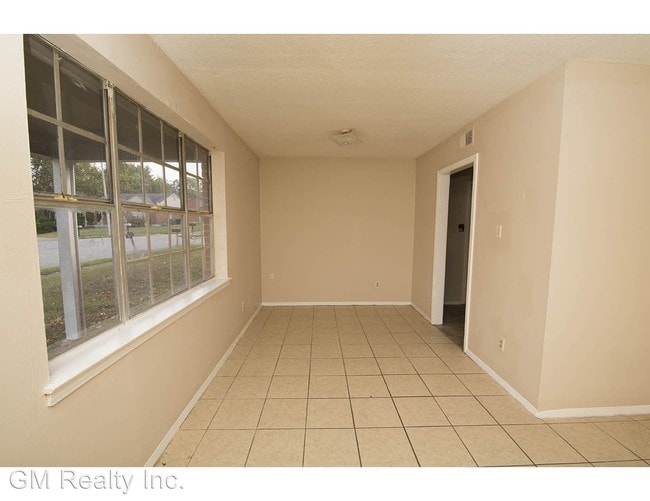 Building Photo - 1317 Halcomb Ln