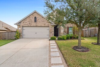 Building Photo - 2923 Bluffstone Dr