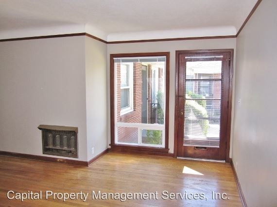 Building Photo - 1230-1230 SE Cesar Estrada Chavez Blvd