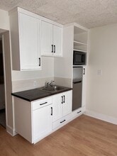 Building Photo - 460 W 600 N