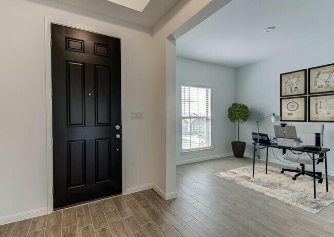 Foto del edificio - 4537 Lucabella Ln