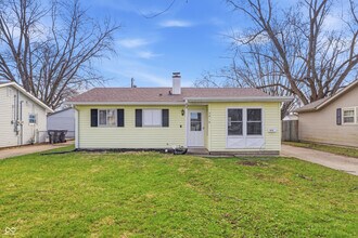 Building Photo - 2818 Apache Dr