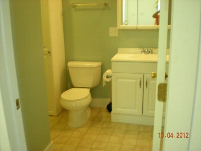 Bathroom - 1214 Sunset Dr