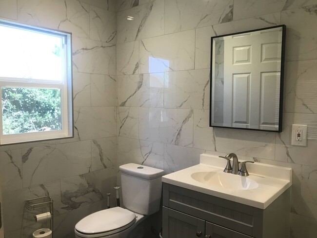 Building Photo - 2839 Bluebell Cir