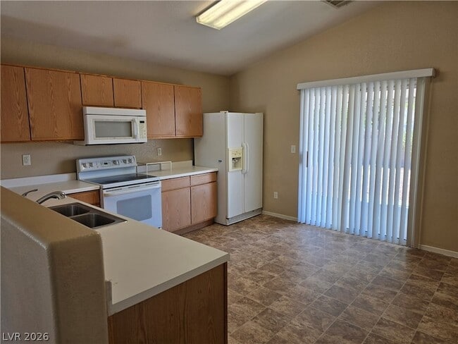Foto del edificio - 5525 W Raven Creek Ave