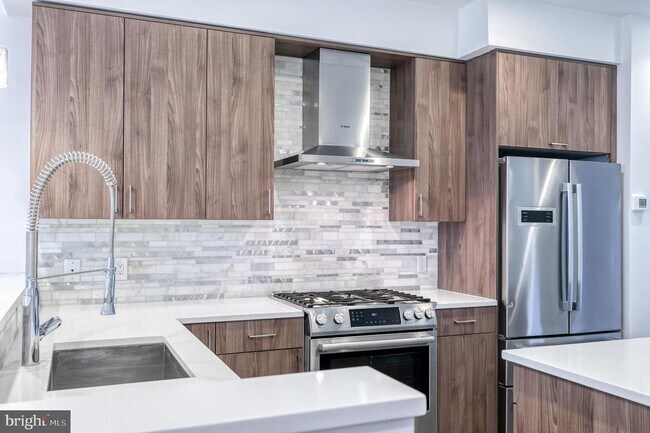 Foto del edificio - Northern Liberties Townhome with Parking