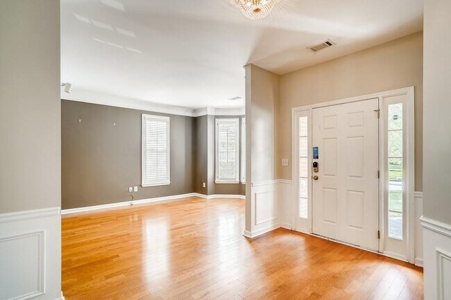 Foto del edificio - 1455 Stoney Field Pl