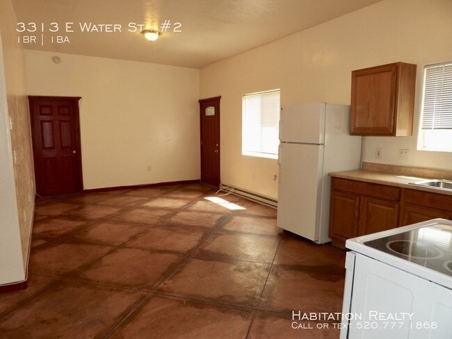Foto del edificio - 3313 E Water St