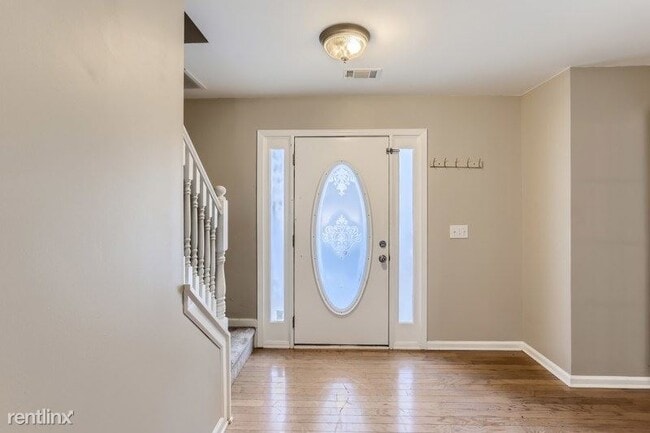 Building Photo - 4 br, 3 bath House - 3517 Lake Valley Cour...
