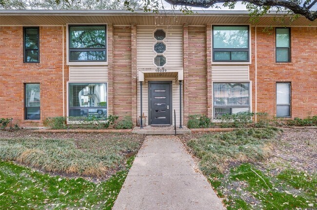 Foto del edificio - 10029 Regal Park Ln