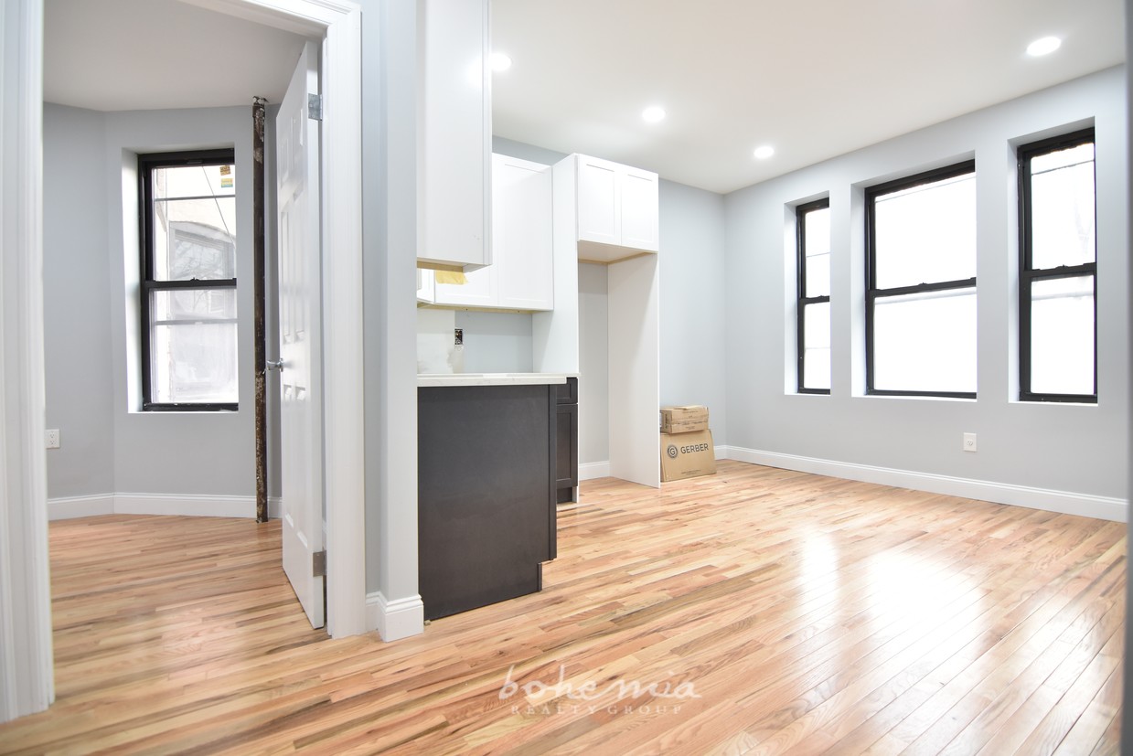 Foto principal - 515 W 156th St