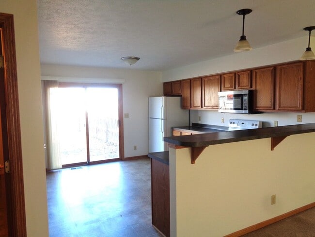 Building Photo - 5428 W Redberry Lane
