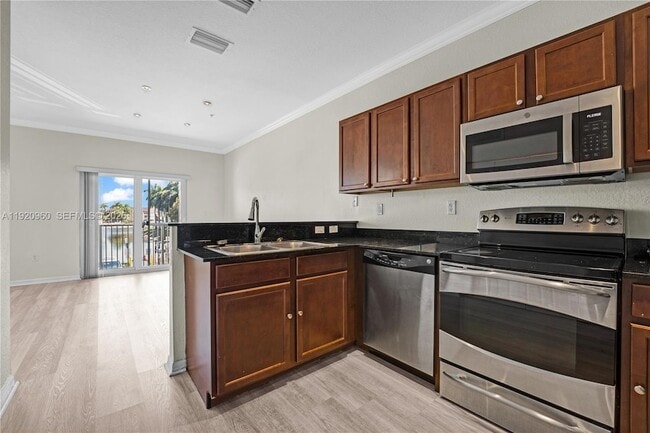 Foto del edificio - 10870 NW 88th Terrace