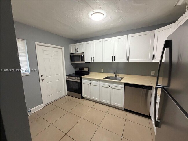 Foto del edificio - 1516 SW 5th Pl