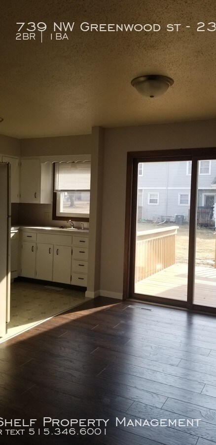 Foto del edificio - 739 NW Greenwood St