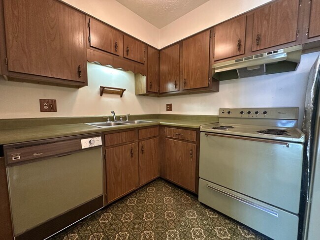 Foto del edificio - 107 N Orr - A