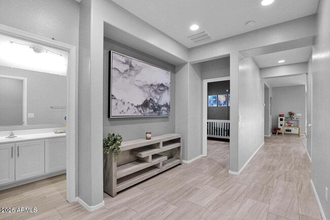 Building Photo - 8503 W Peppertree Ln