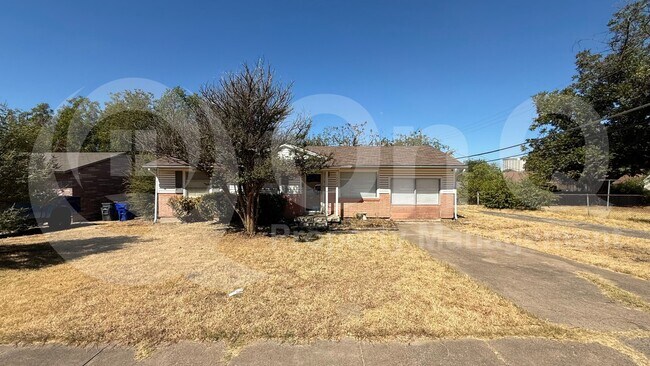 Building Photo - 12225 Schroeder Rd