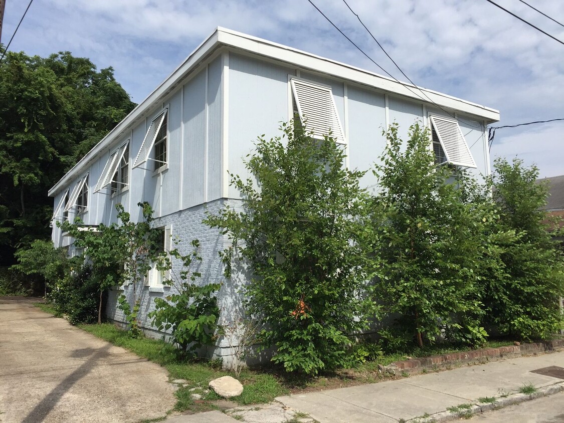 Primary Photo - 15 Norman St