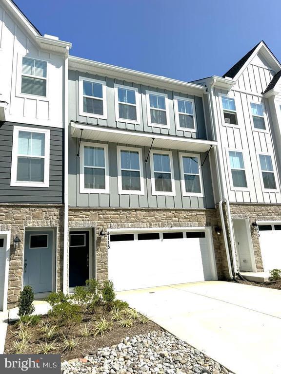 Foto principal - 4115 Bolton Ct
