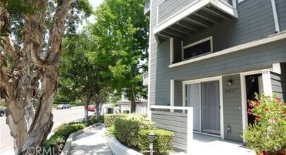 Building Photo - 24857 Nueva Vista Dr