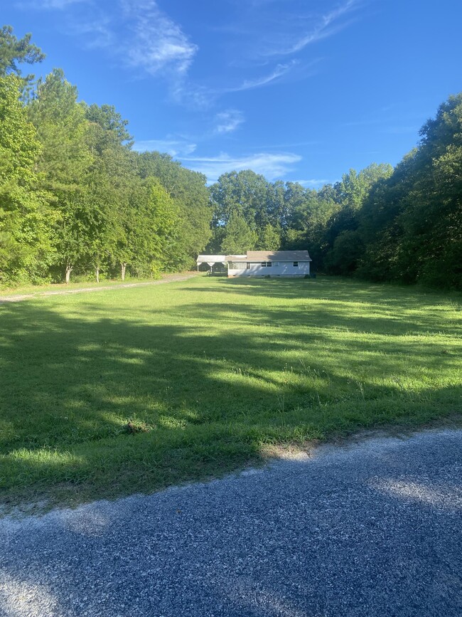 Building Photo - 120 Blue Jay Rd