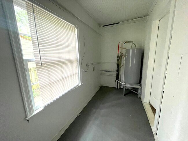 Foto del edificio - 752 Launcelot Rd