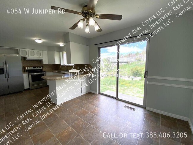 Foto del edificio - 4054 W Juniper Rd