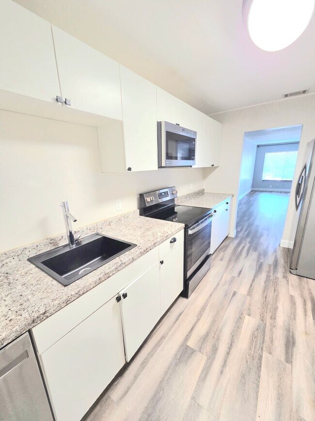 Foto del edificio - Location, Location!! 3 bedroom condo available now in Altamonte Springs