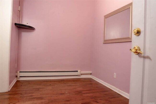 Foto del edificio - 2913 Clarendon Rd