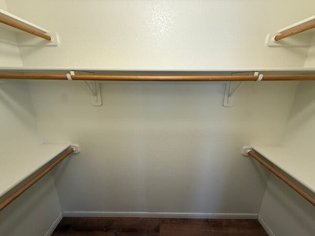 Building Photo - 1301 Chips Dr