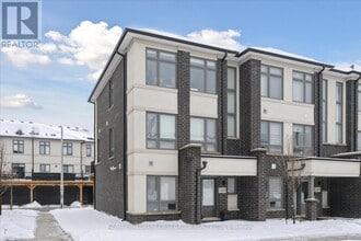 Building Photo - 1425 Bradenton Path