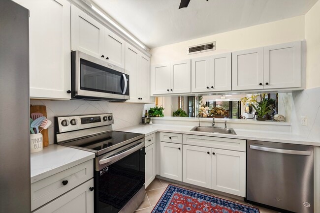 Foto del edificio - 601 Seafarer Cir