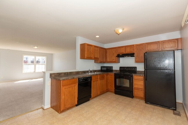 Building Photo - 3 Bed, 2.5 Bath in Martinsburg