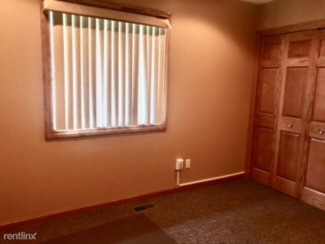 Building Photo - 2 br, 1 bath Apartment - 4349 Davison Rd