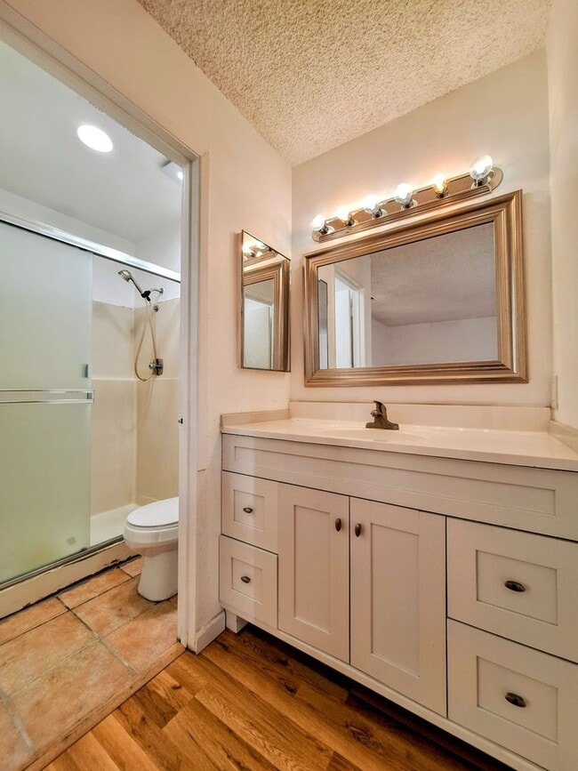 Building Photo - Beautifully Remodeled Two-Story 3bd Duplex w/Attached Garage & Private Yard