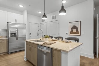 Building Photo - Rovena at Mt. Zion