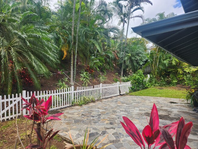 Foto del edificio - 75-6143-6143 Hoomama St