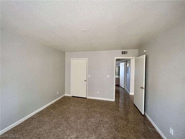 Building Photo - 5259 Caspian Springs Dr