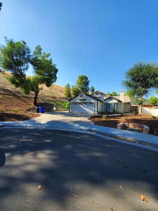 Coming Soon!! Get On the Waitlist For 10/1... House Rental in Castaic