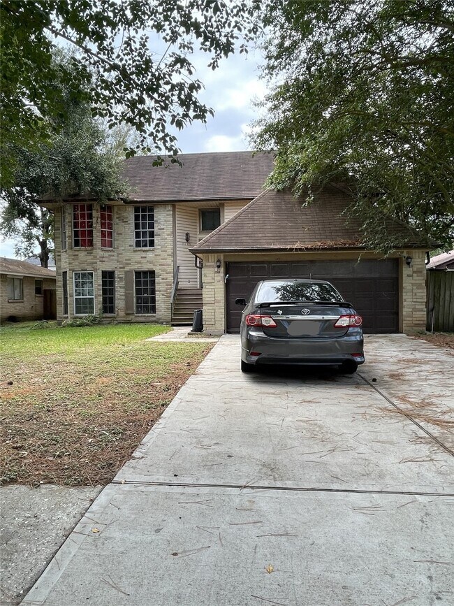 Foto del edificio - 3443 Nutwood Ln