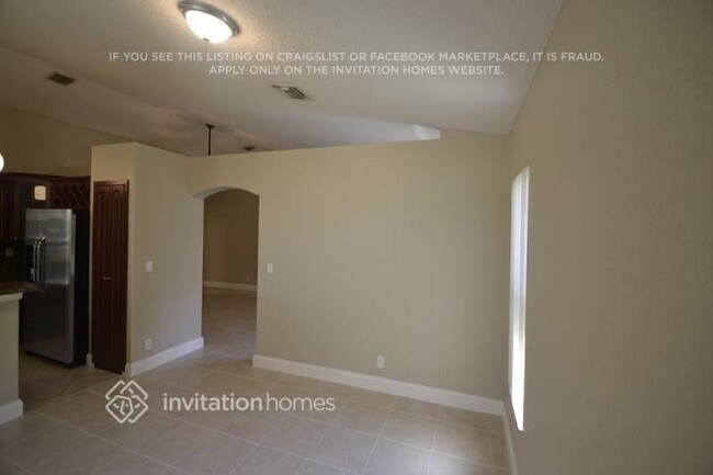 Foto del edificio - 9901 Red Heart Ln