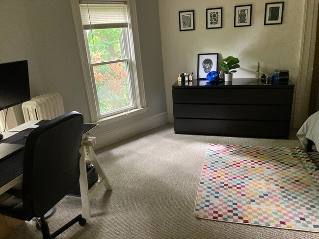 bedroom - 221 W Sibley St