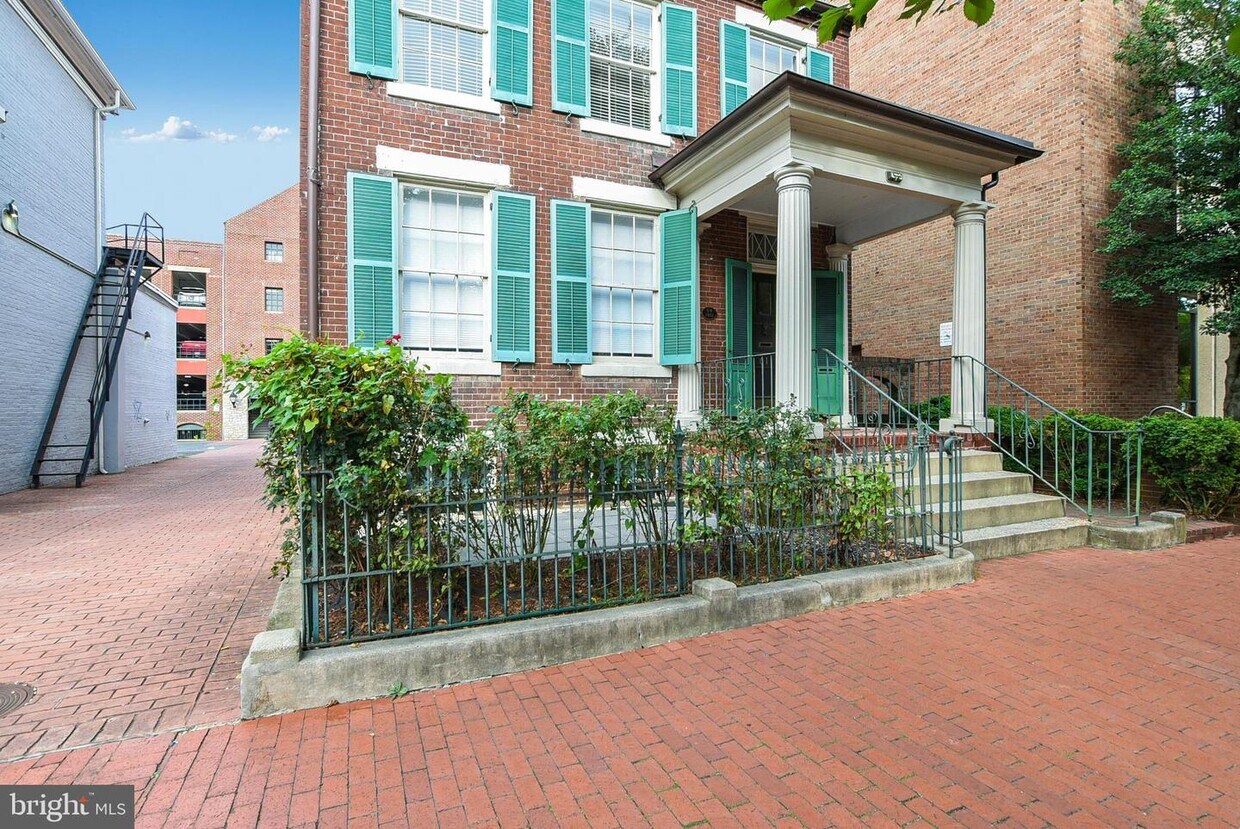 Foto principal - 611 Caroline St