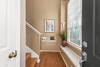 Building Photo - 195 S Walden Elms Cir