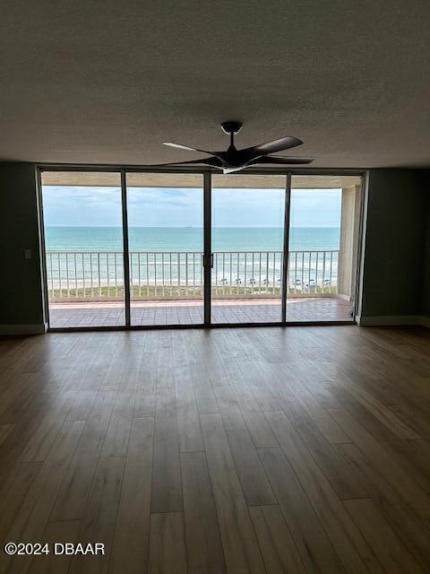 Foto del edificio - 3400 Ocean Beach Blvd