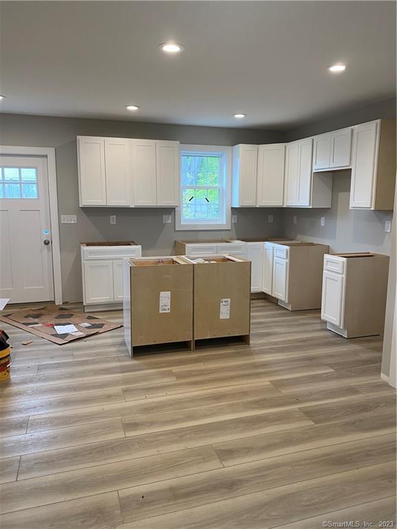 Building Photo - 15 Church St