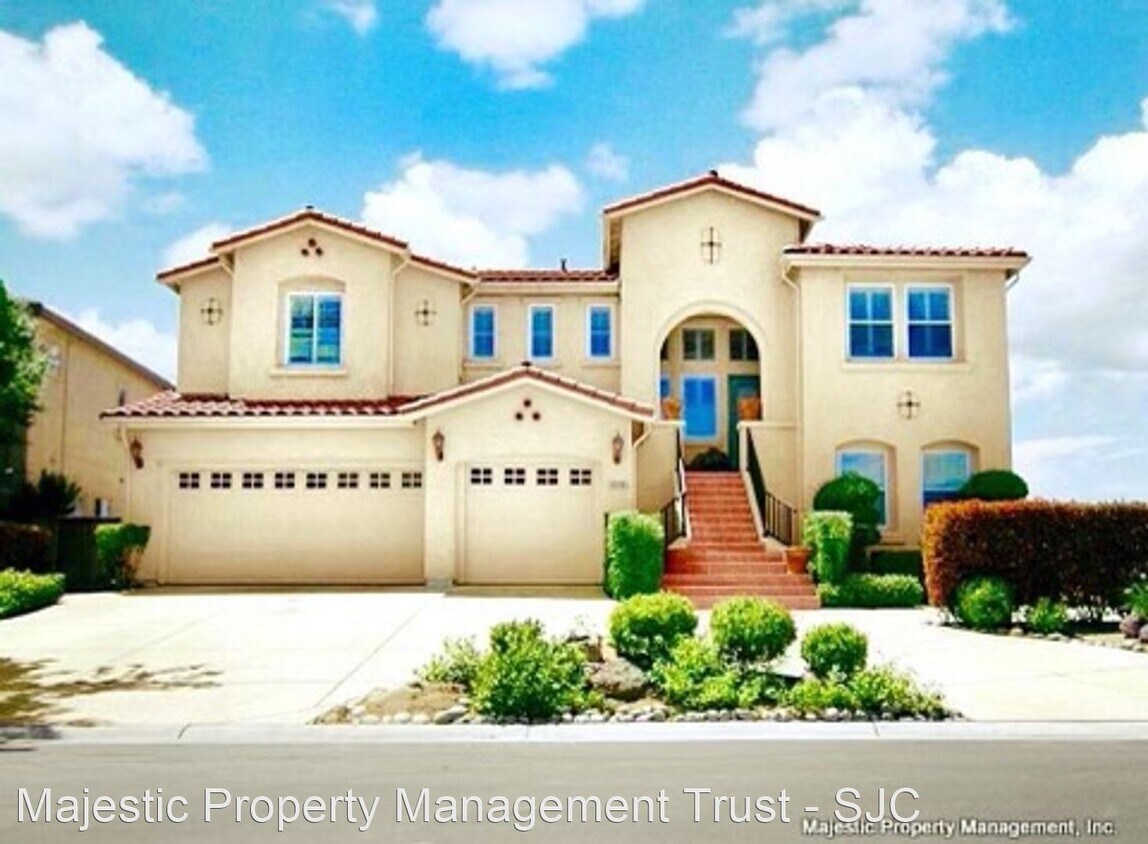 Foto principal - 4 br, 3.5 bath House - 5776 Saint Andrews ...