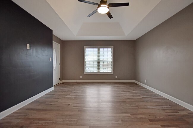 Foto del edificio - Pet Friendly Three Bedroom!